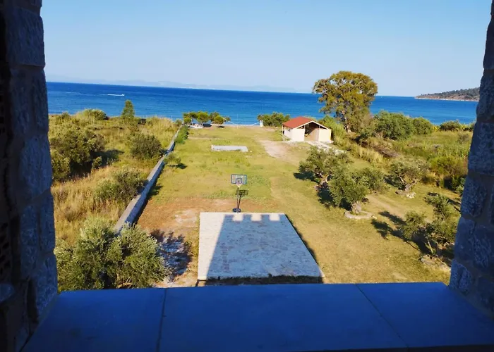 Mani Kamares Beach House