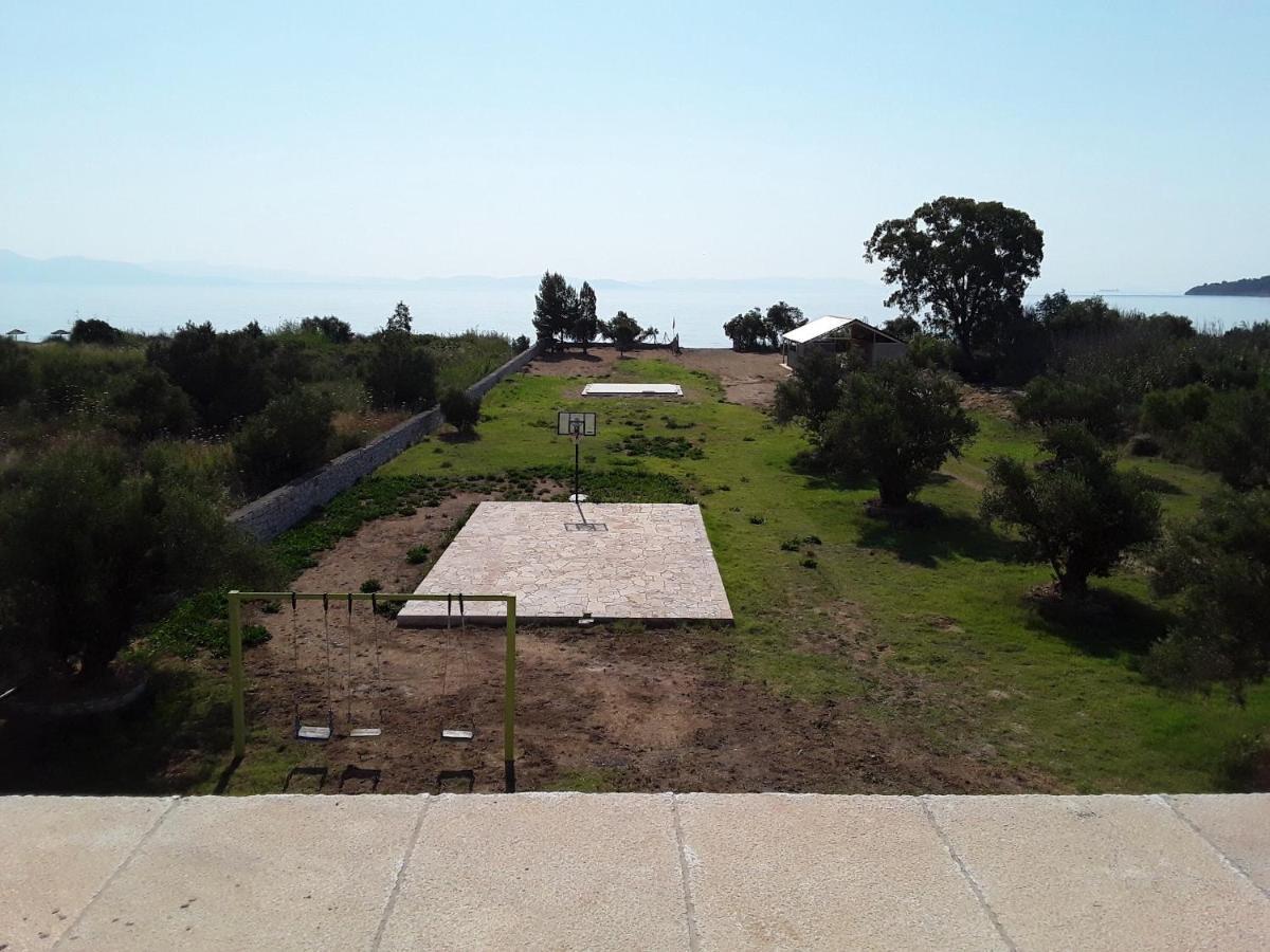 Mani Kamares House Villa *